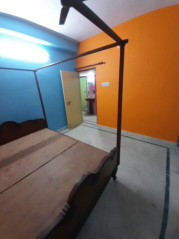 Room in 3 BHK Builder Floor at Behala Chowrasta – for Sale