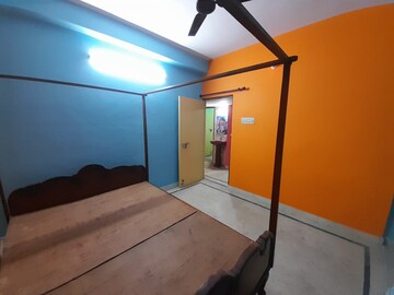 Room in 3 BHK Builder Floor at Behala Chowrasta – for Sale