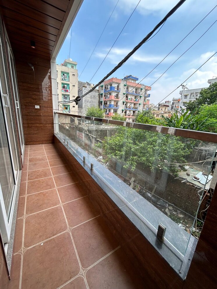 Balcony, new ashok nagar 1 Bedroom 637 Sq.Ft. Independent House In New Ashok Nagar Delhi 8262253