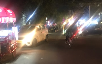 Showroom For Rent in Lajpat Nagar ii