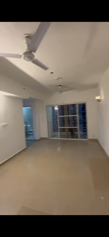 Room in 2 BHK Apartment at Paras Tierea, Sector 137 – for Sale