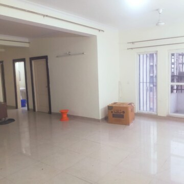 Living Room in 2 BHK Apartment at Greenwood Apartment, Gomti Nagar – for Rent