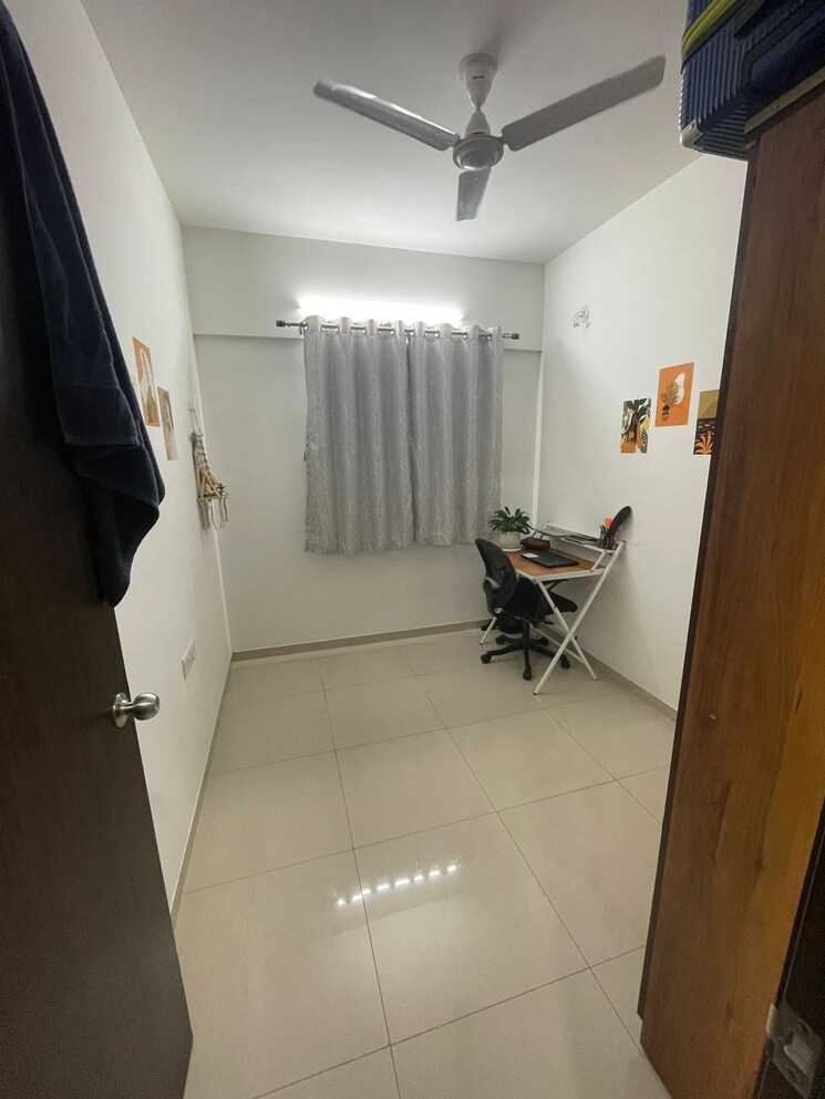 Bathroom, shapoorji-sp-residency 2 Bedroom 650 Sq.Ft. Apartment In Phursungi Pune 8262364