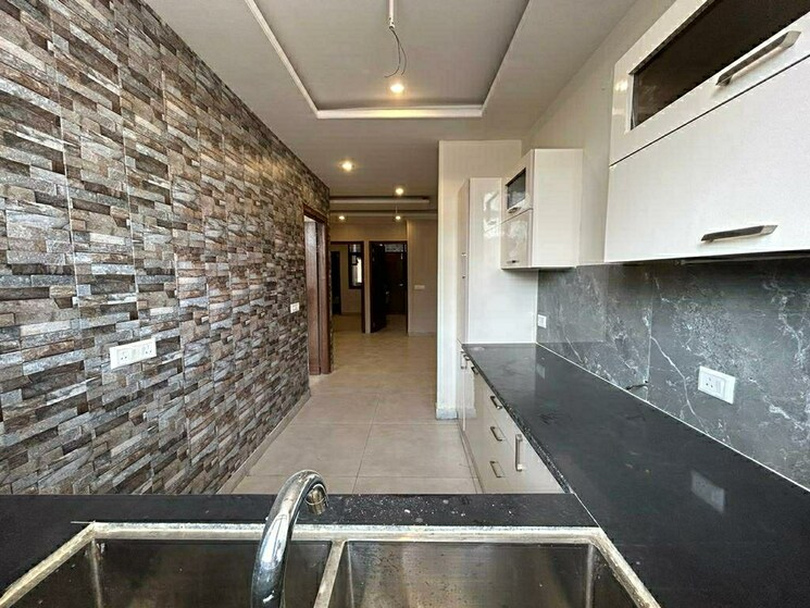 Kitchen, patiala road 3.5 Bedroom 1300 Sq.Ft. Apartment In Patiala Road Zirakpur 8262402