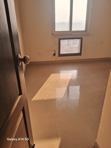 Room in 3 BHK Apartment at Ats Haciendas, Vaibhav Khand – for Sale