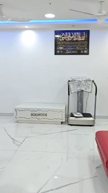 Furnished Amenities in 2 BHK Apartment at RNA NG Eclat, Andheri West – for Rent