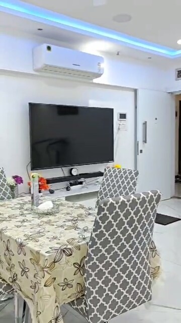 Bedroom in 2 BHK Apartment at RNA NG Eclat, Andheri West – for Rent