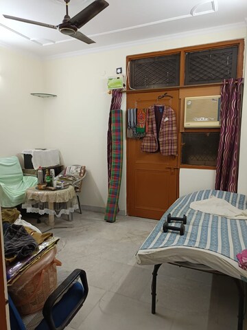 1 BHK Builder Floor For Rent in Paschim Vihar Delhi  8262422