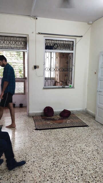 Living Room in 1 BHK Apartment at Kurla East – for Rent