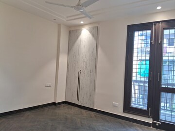 Room in 3 BHK Builder Floor at East Of Kailash – for Sale