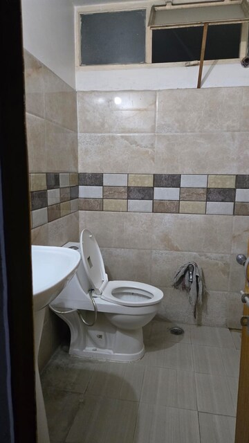 Bathroom in 2 BHK Villa at Gomti Nagar – for Rent