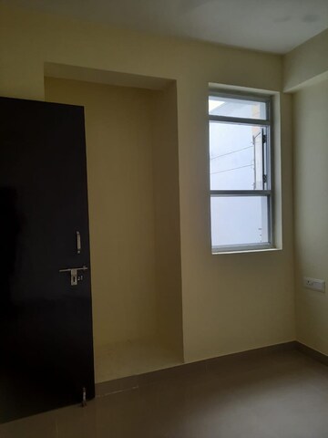 Room in 1 BHK Apartment at AKG Pari Residency, Mansarovar – for Sale
