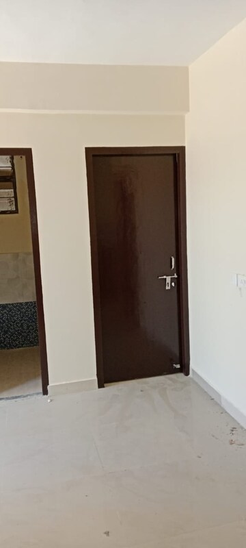 Room in 1 BHK Apartment at AKG Pari Residency, Mansarovar – for Sale