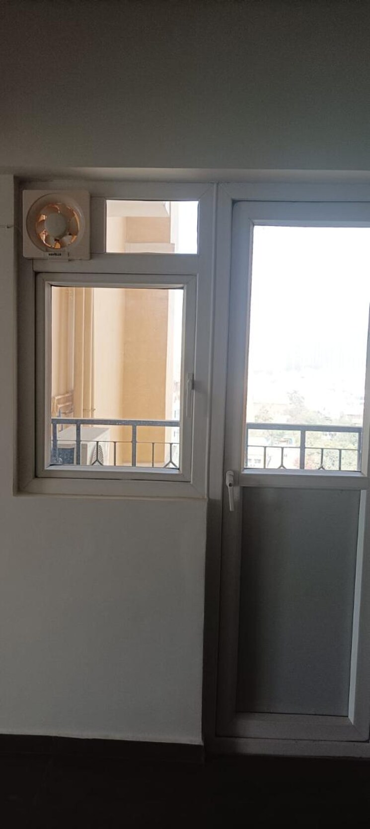 Room, mi-central-park 3.5 Bedroom 2055 Sq.Ft. Apartment In Arjunganj Lucknow 8262565