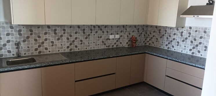 Kitchen, mi-central-park 3.5 Bedroom 2055 Sq.Ft. Apartment In Arjunganj Lucknow 8262565