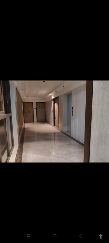 Room in 2 BHK Apartment at Lodha Vista, Lower Parel – for Rent