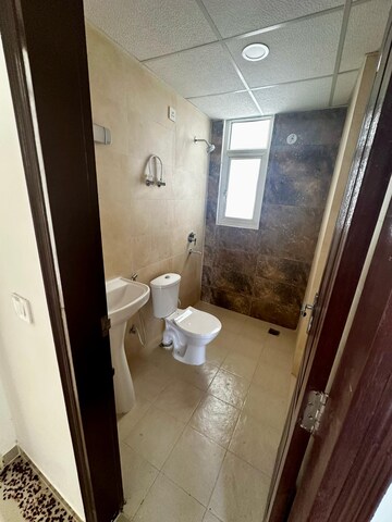 Bathroom in 3.5 BHK Apartment at Gomti Nagar – for Rent