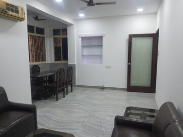 Living Room in 2 BHK Apartment at Khar West – for Rent