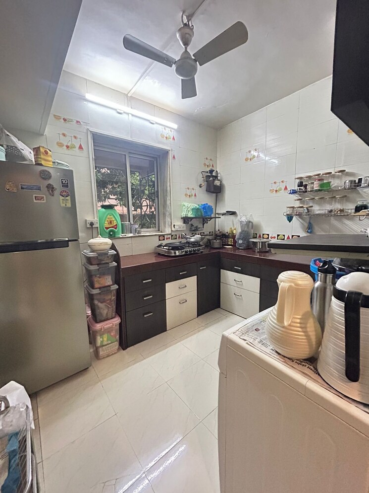 Kitchen, universal-chs 2 Bedroom 550 Sq.Ft. Apartment In Bandra West Mumbai 8262616