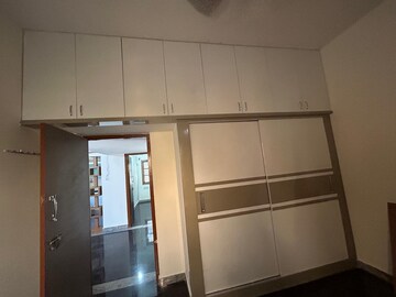 Furnished Amenities in 2 BHK Builder Floor at Ramamurthy Nagar – for Rent