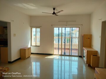Room in 2 BHK Apartment at Kasturi La Vida Loca, Pimple Saudagar – for Rent