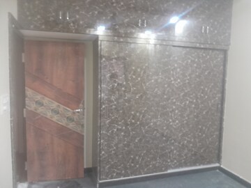 Room in 3 BHK Builder Floor at Ramamurthy Nagar – for Rent