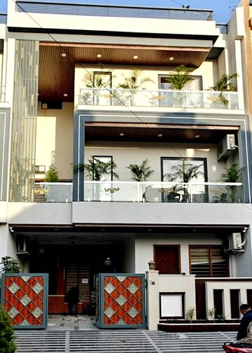 5 BHK Independent House For Sale in Gandhi Path