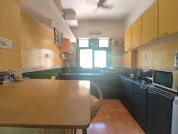 Kitchen in 1 BHK Apartment at Andheri West – for Rent