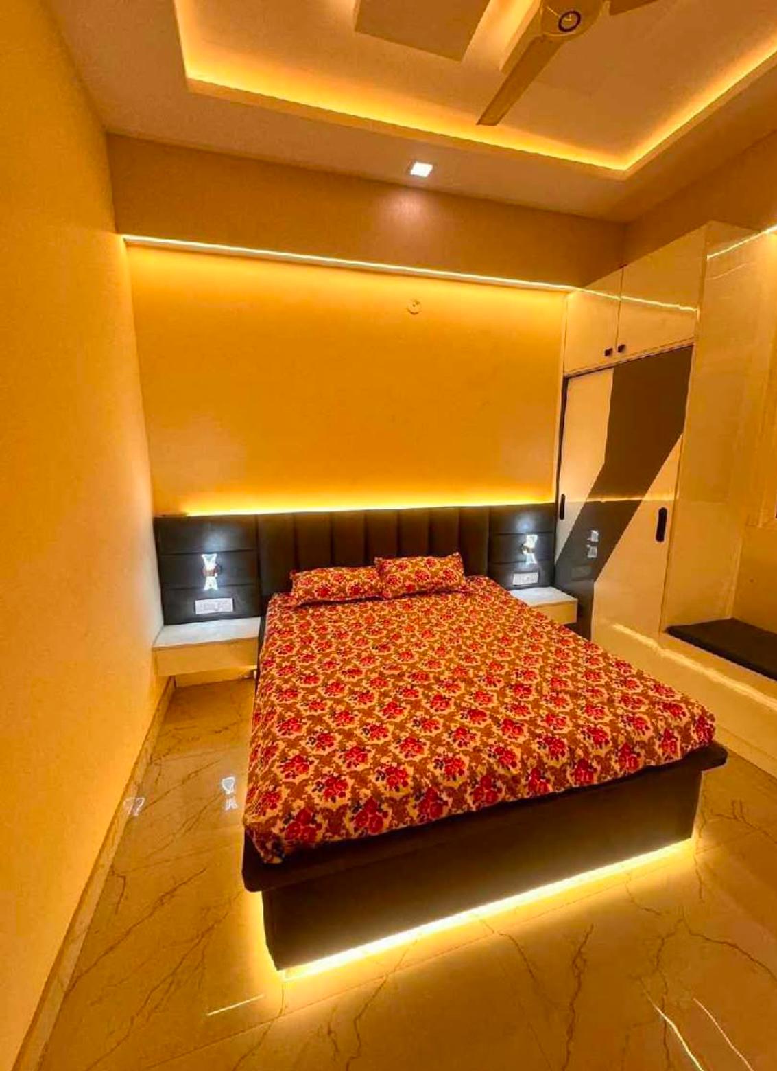 3 BHK Builder Floor For Sale in Twin Chalet 