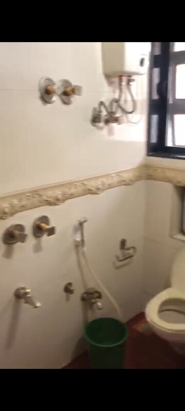 Master Bedroom in 1 BHK Apartment at Adarsh Nagar Society, Worli – for Rent