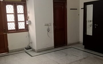 2 BHK Builder Floor For Sale in Lajpat Nagar I