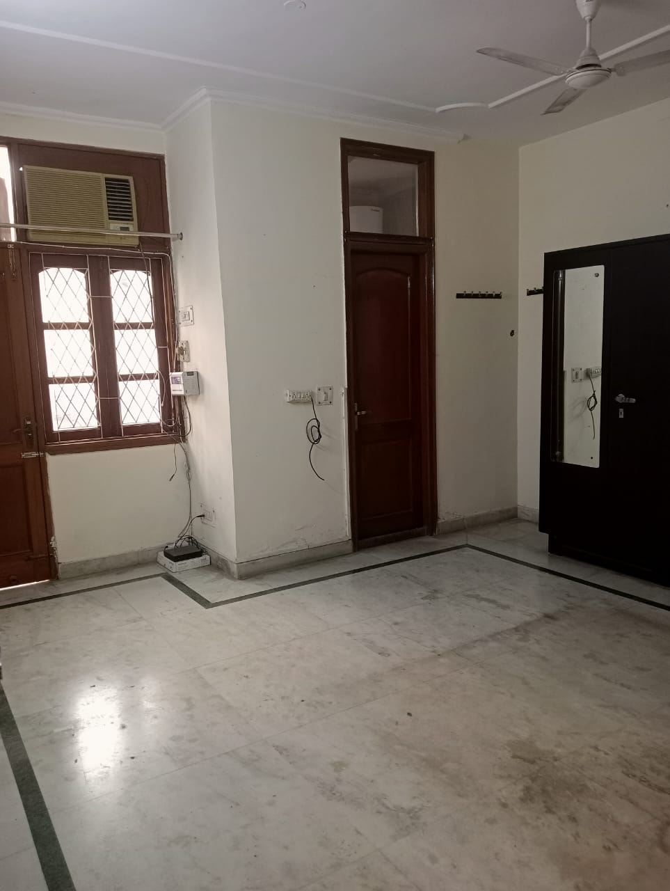 2 BHK Builder Floor For Sale in Lajpat Nagar I