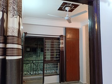 Room in 1.5 BHK Apartment at Khirki Extension – for Rent