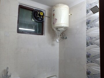 Furnished Amenities in 2 BHK Apartment at Khirki Extension – for Rent
