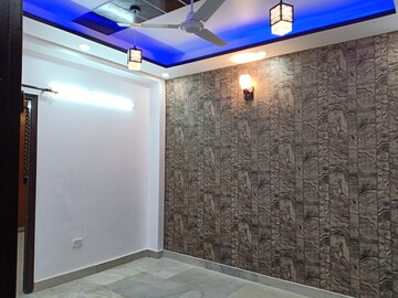 Room in 1 BHK Apartment at Khirki Extension – for Sale