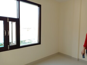 Room in 1 BHK Apartment at Khirki Extension – for Rent