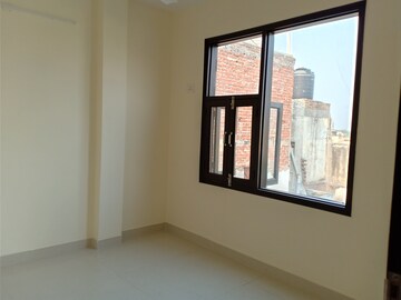 Room in 1 BHK Apartment at Khirki Extension – for Rent