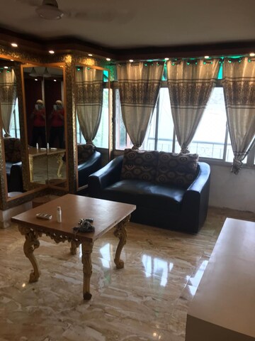 Living Room in 2 BHK Apartment at Panchsheel Park – for Rent