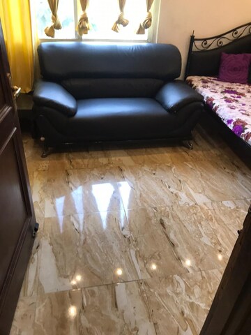 Furnished Amenities in 2 BHK Apartment at Panchsheel Park – for Rent