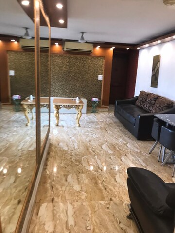 Bedroom in 2 BHK Apartment at Panchsheel Park – for Rent