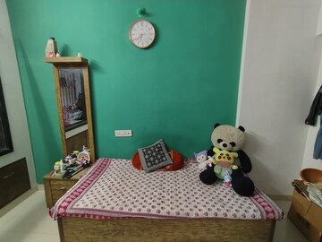 Bedroom in 2 BHK Apartment at Ekta CHS Goregaon, Goregaon West – for Rent