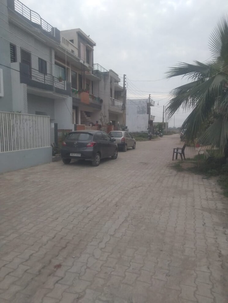  Parking, garden colony 2 Bedroom 75 Sq.Yd. Independent House In Garden Colony Mohali 8262797