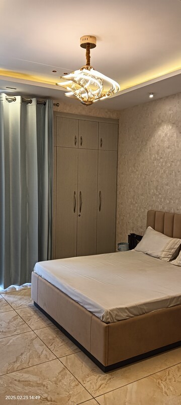 Master Bedroom in 3.5 BHK Apartment at Panchkula Urban Estate – for Sale