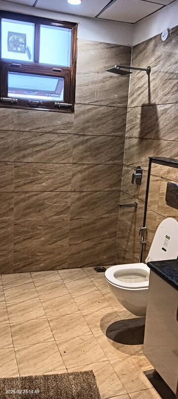 Bathroom in 3.5 BHK Apartment at Panchkula Urban Estate – for Sale