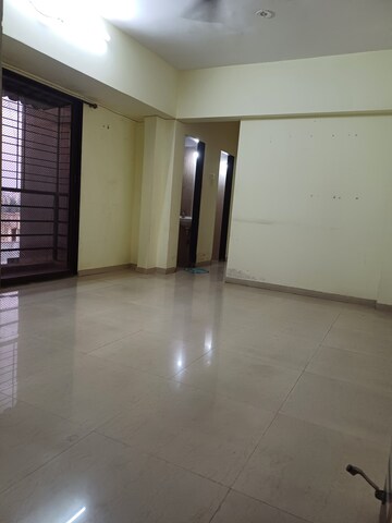 Room in 1.5 BHK Apartment at Mahape – for Rent