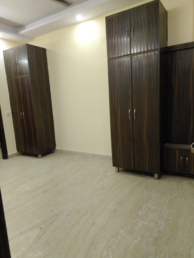 Room, paschim vihar 2 Bedroom 850 Sq.Ft. Builder Floor In Paschim Vihar Delhi 8262937