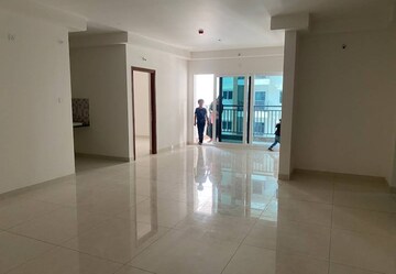 Room in 3 BHK Apartment at Aparna Sarovar Zenith, Nallagandla – for Rent