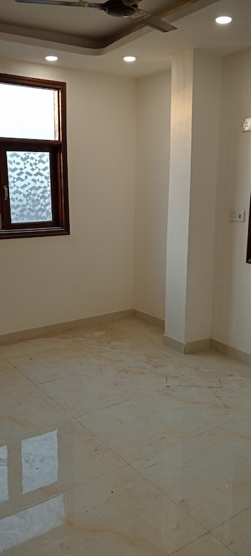 Room in 2 BHK Builder Floor at Govindpuri – for Sale