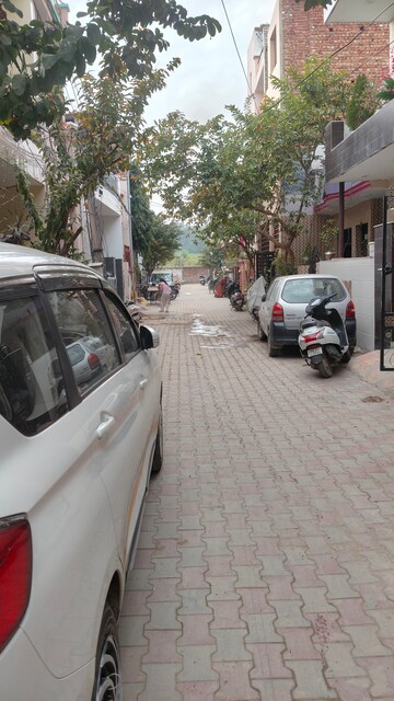 Parking in 5 BHK Villa at Baltana – for Sale