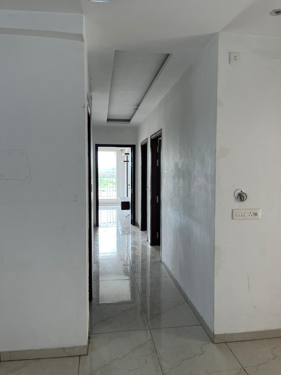 2 BHK + Extra Room 885 Sq.Ft. Apartment in Rishita Manhattan